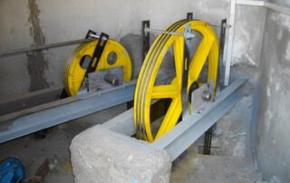 Τροχαλίες ανελκυστήρα Πανεπιστημιακού κτηρίου (Τροχαλιοστάσιο)